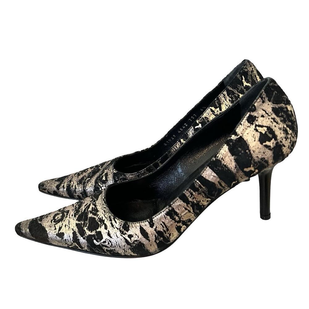 Casadei Leather High Heel Pumps Size 6.5 Gold Black Evening Cocktail Italy
